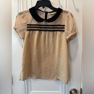 Vera Wang Princess black and gold top. Small